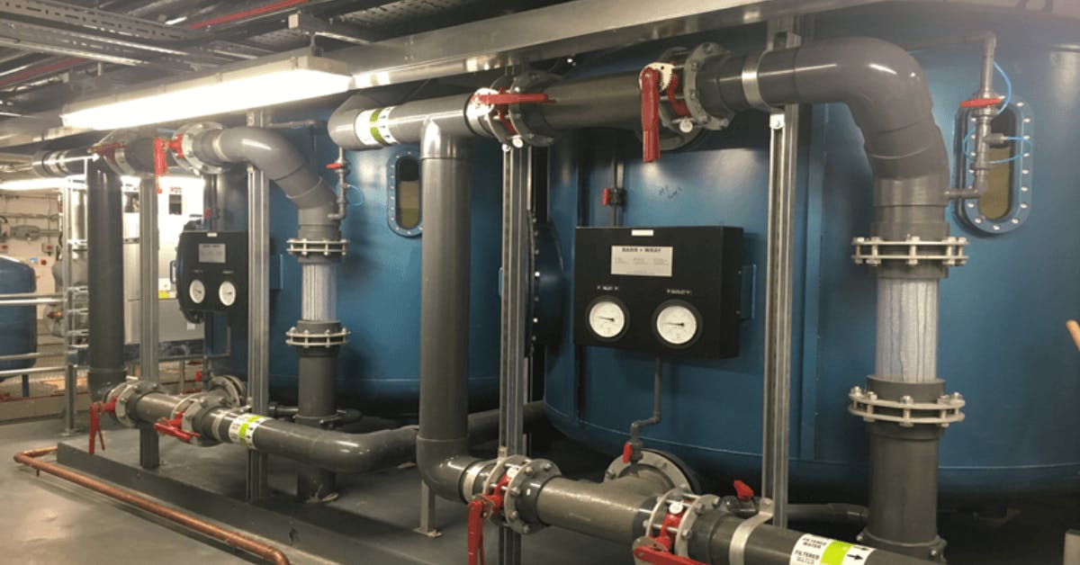 The Dangers Chlorine Gas Causes in Swimming Pools